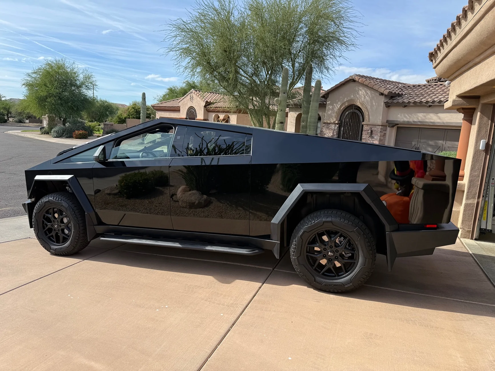 Tesla Cybertruck New Wheels finally - from T Sportline IMG_3750
