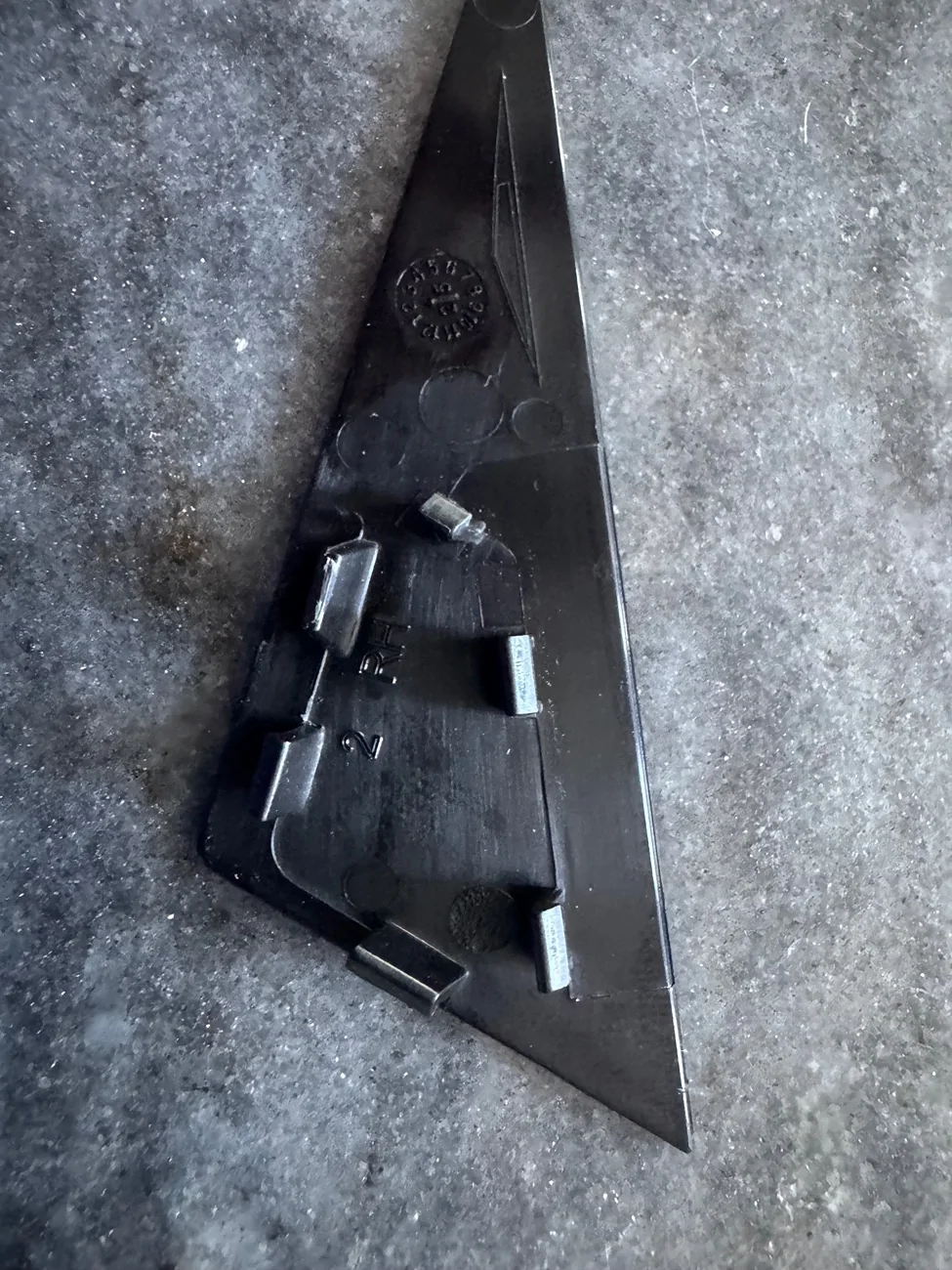 Tesla Cybertruck Recall bulletin SB-25-90-001 Off Road Lightbar fix - new version with bracket IMG_2124