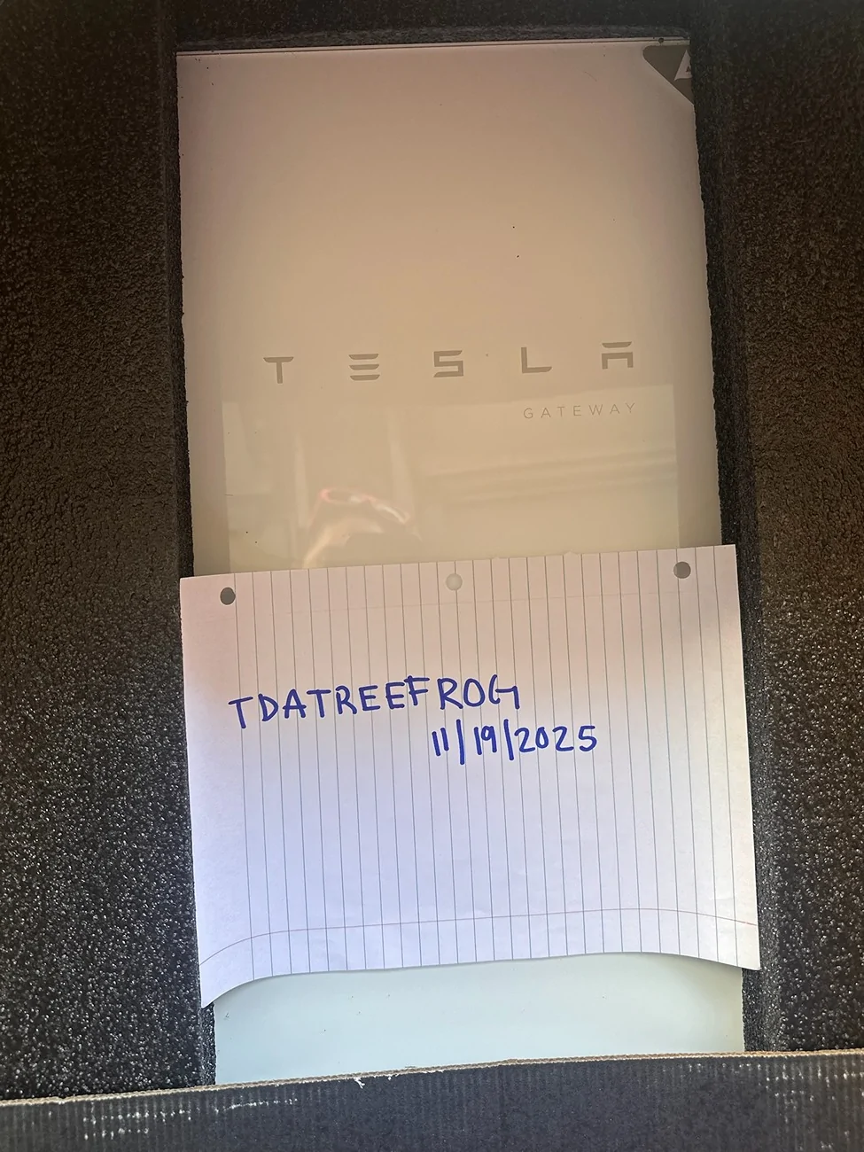 Tesla Cybertruck Cybertruck Powershare Home Backup Gateway Wall Charger Bundle C2E4E8B7-