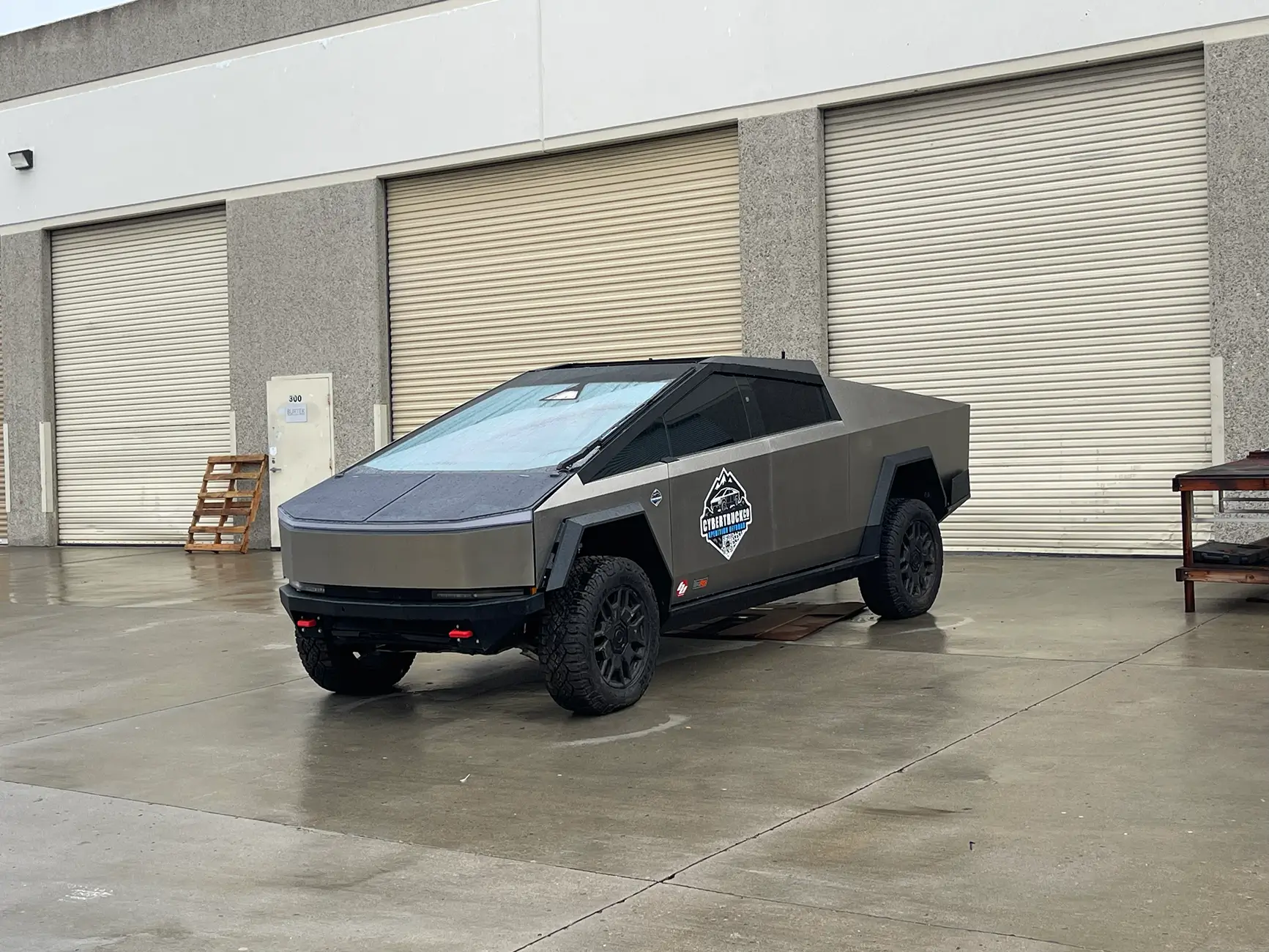 Tesla Cybertruck 🦃 CYBERTRUCKco Black Friday Sale is Live -  Save up to 100%!!! tempImageFjAo6