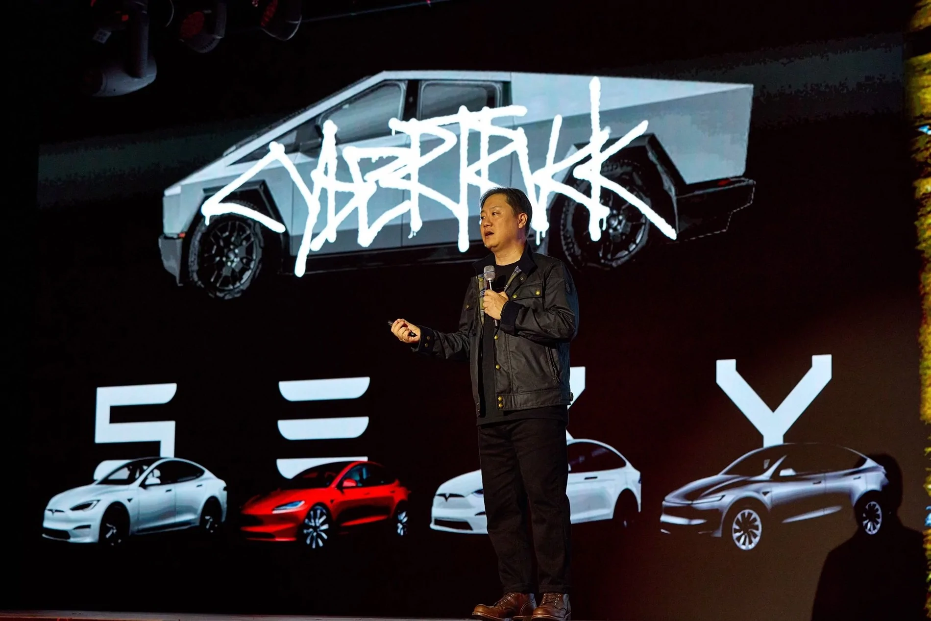Tesla Cybertruck South Korea Cybertruck deliveries have begun! G6z4F1Da0AE9lq