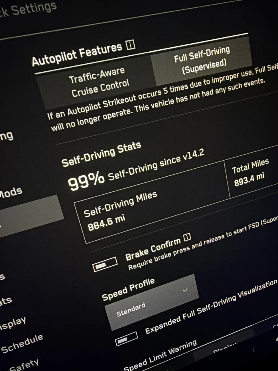 Tesla Cybertruck Thanksgiving FSD travel success. What's your FSD usage % so far? imag
