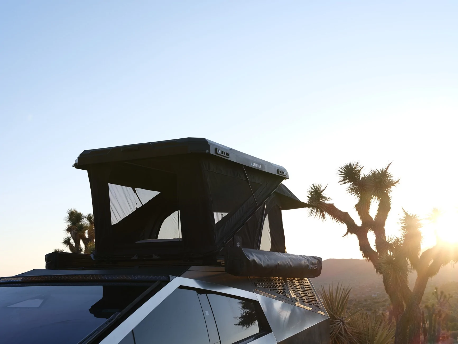 Tesla Cybertruck Joshua Tree Adventure with the Cybertruck – Overlanding Setup, CyberTent Mode, and LED-Lit Awning (Urander) DSCF4284