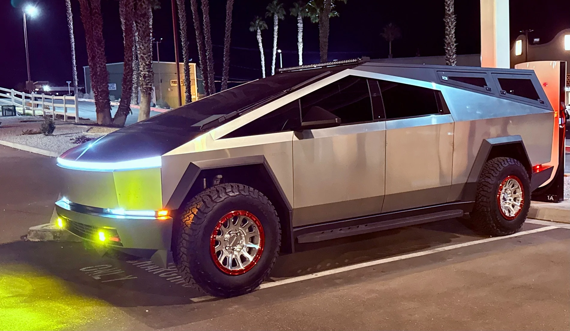 Tesla Cybertruck Urander Rack Mega Thread – Post Your Setup! IMG_6445
