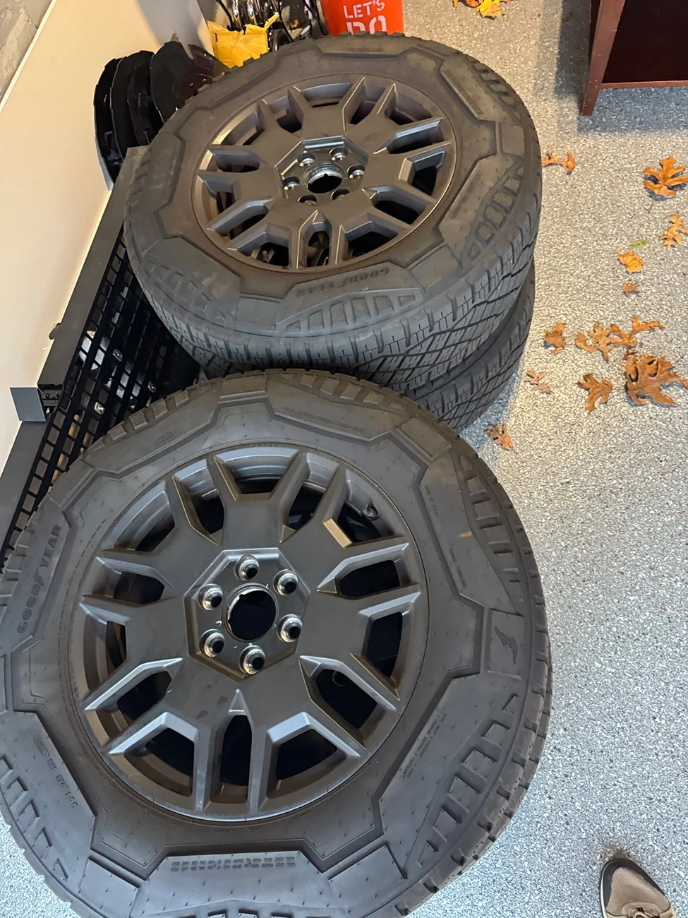 Tesla Cybertruck Going rate for used AT OEM Cyberwheels IMG_8204