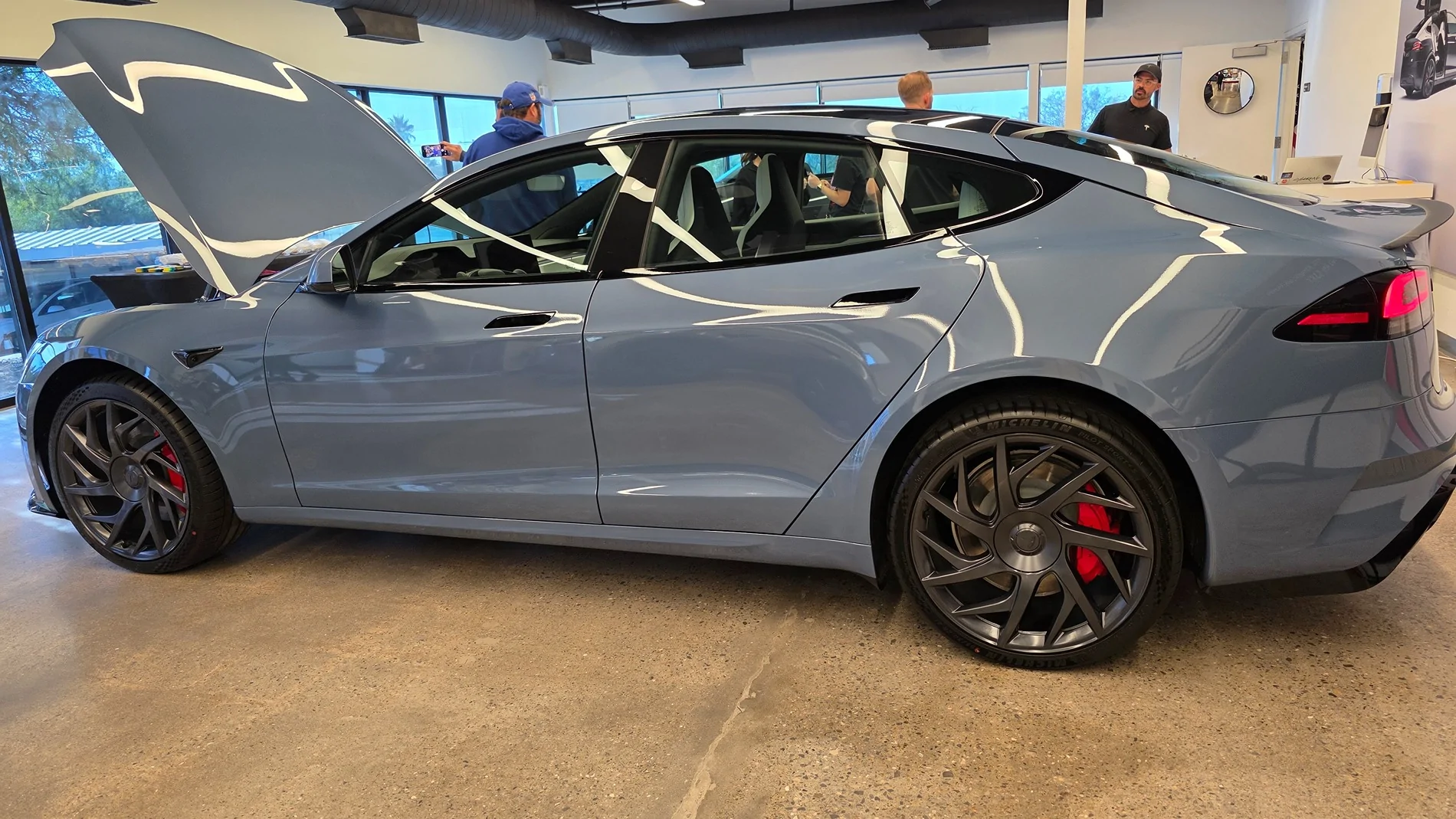 Tesla Cybertruck Daily random Cybertruck photos thread - Post Yours! 📸 🤳 20251206_130537