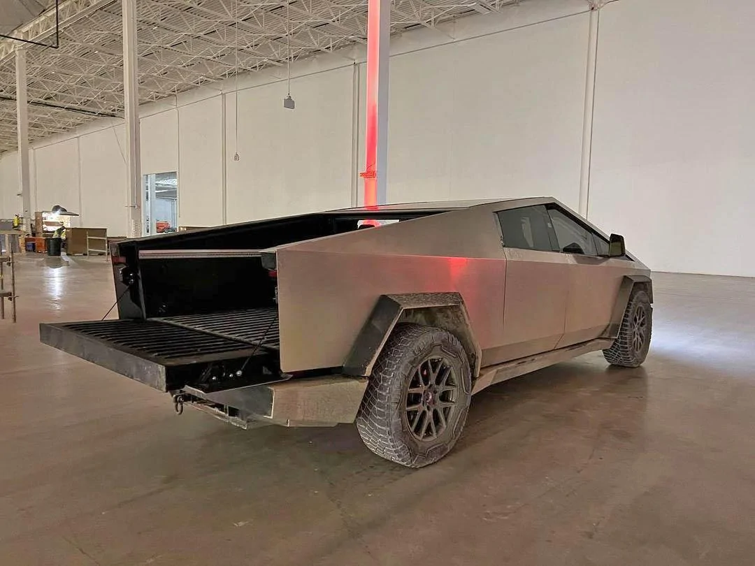 Tesla Cybertruck Joe Rogan takes Cybertruck for a Spin! [CLOSED DUE TO POLITICS] 272892274_283371780369070_403937151223391165_n