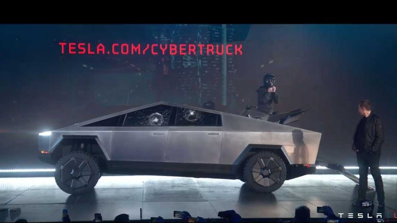 tesla-cybertruck-and-atv.jpg