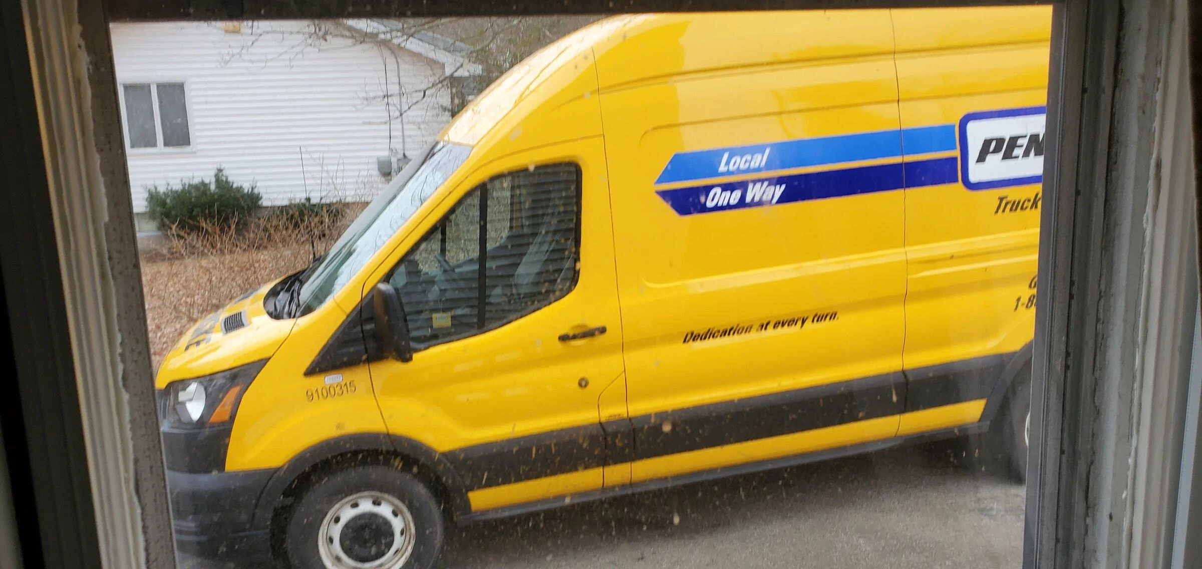 Tesla Cybertruck Screaming into the Cyber void 20220219_134037