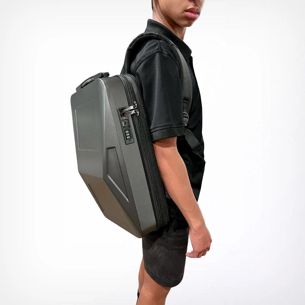 Tesla Cybertruck CyberThings: flat is the new curved cyberbackpack_7