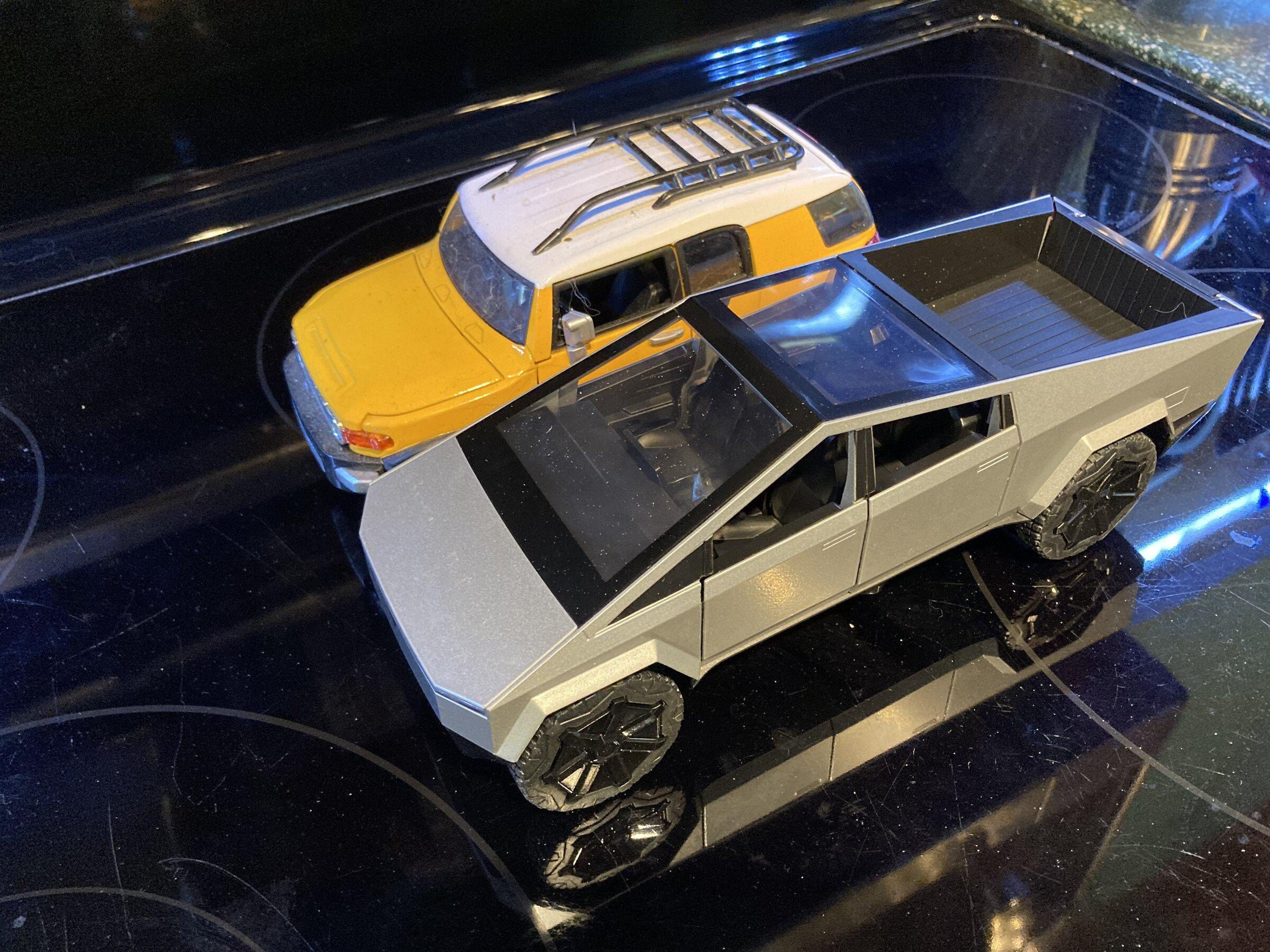Tesla Cybertruck Cybertruck Photos Leaked! ? [Added: Video Showing Whole Truck -- Rear & Bed] 5F1114A8-5A78-4075-B664-192160E38F93