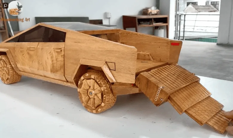 Tesla Cybertruck China Cybertruck owner-Do you think Cypertruck works better with Alpha Dog？ _20220329231013