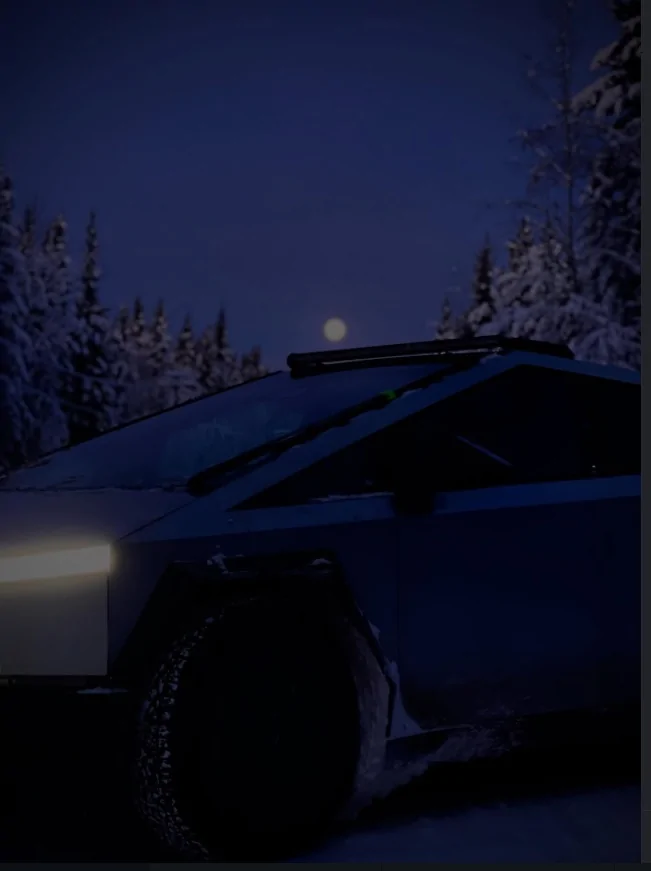 Tesla Cybertruck Daily random Cybertruck photos thread - Post Yours! 📸 🤳 Untitlcccced