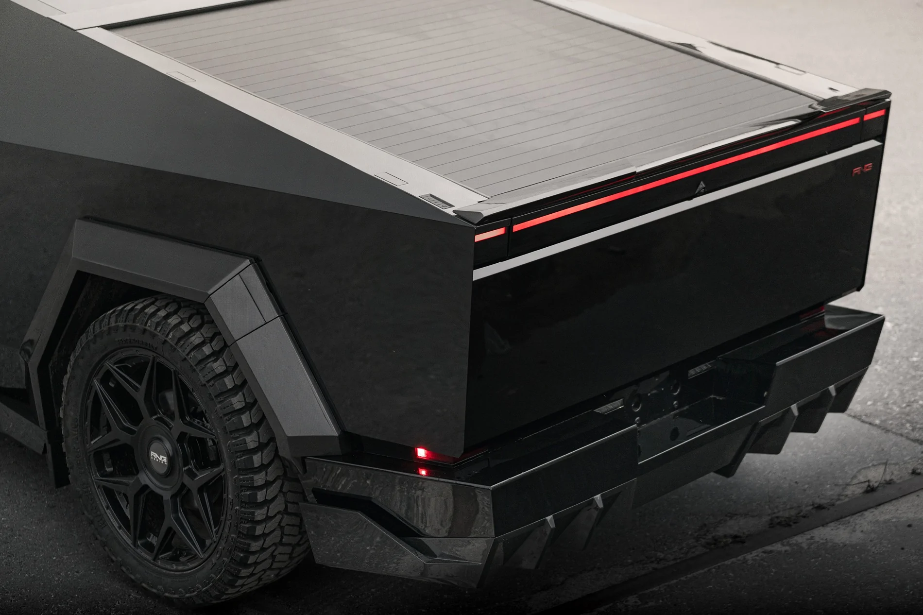 Tesla Cybertruck Finally Revealed! Tesla Cybertruck Carbon Fiber WideBody Kit by Renegade Design VID00399