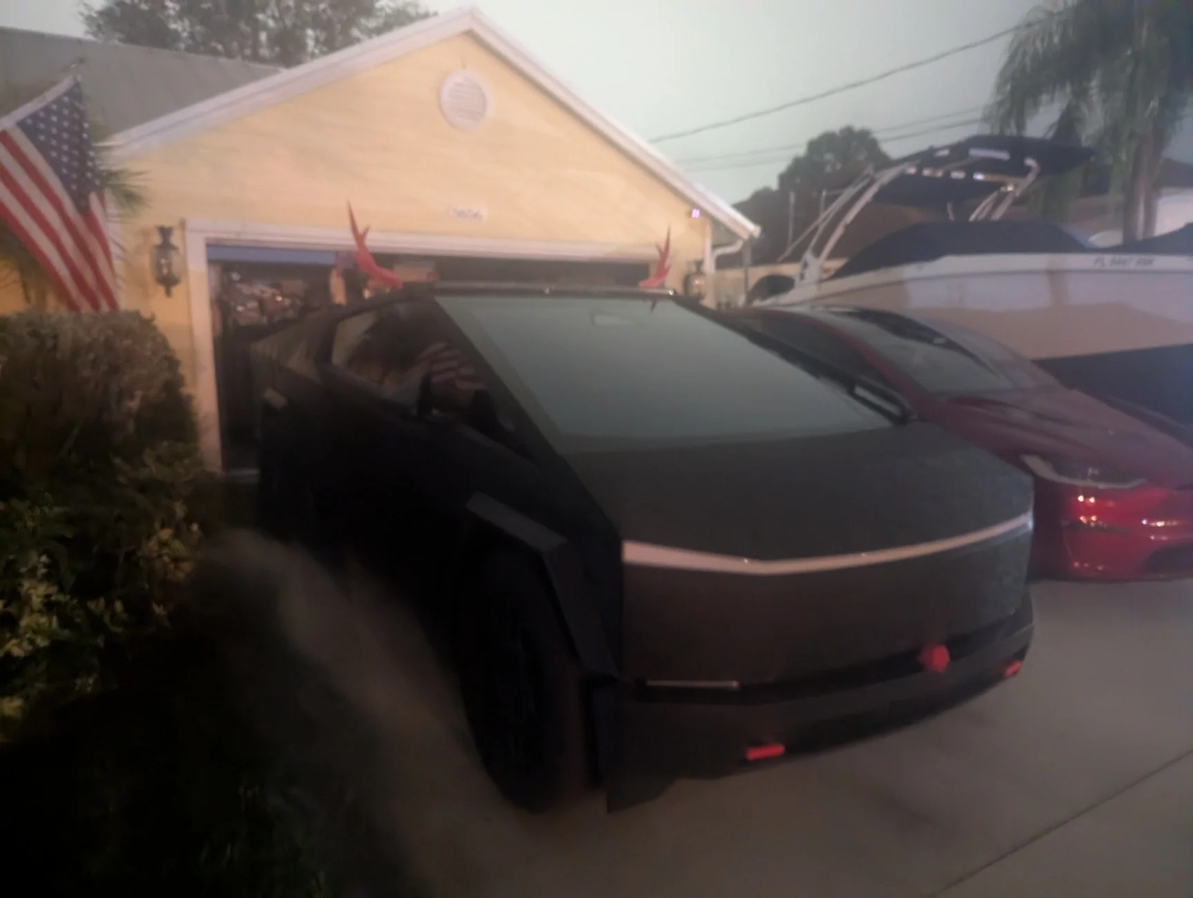 Tesla Cybertruck 🦌Cyber Antlers! - Alpha Build 1000007978