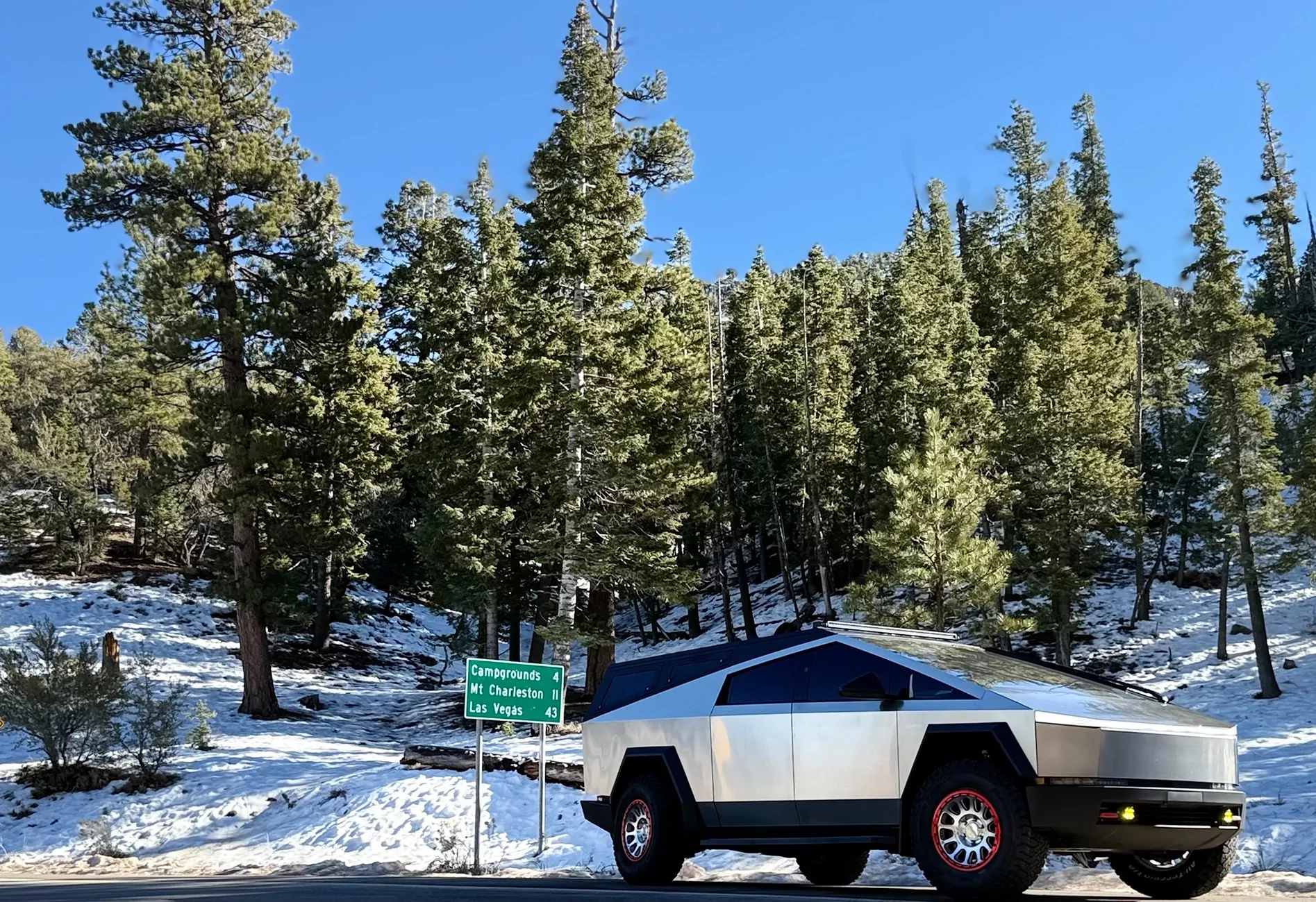 Tesla Cybertruck Urander Rack Mega Thread – Post Your Setup! IMG_7072