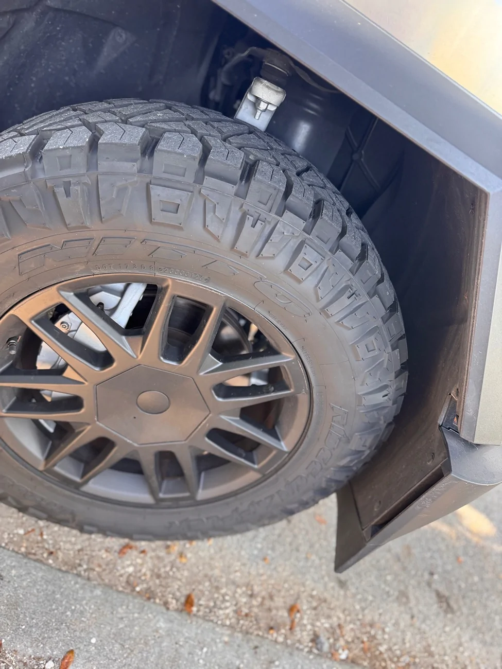 Tesla Cybertruck Nitto Ridge Grappler IMG_5222