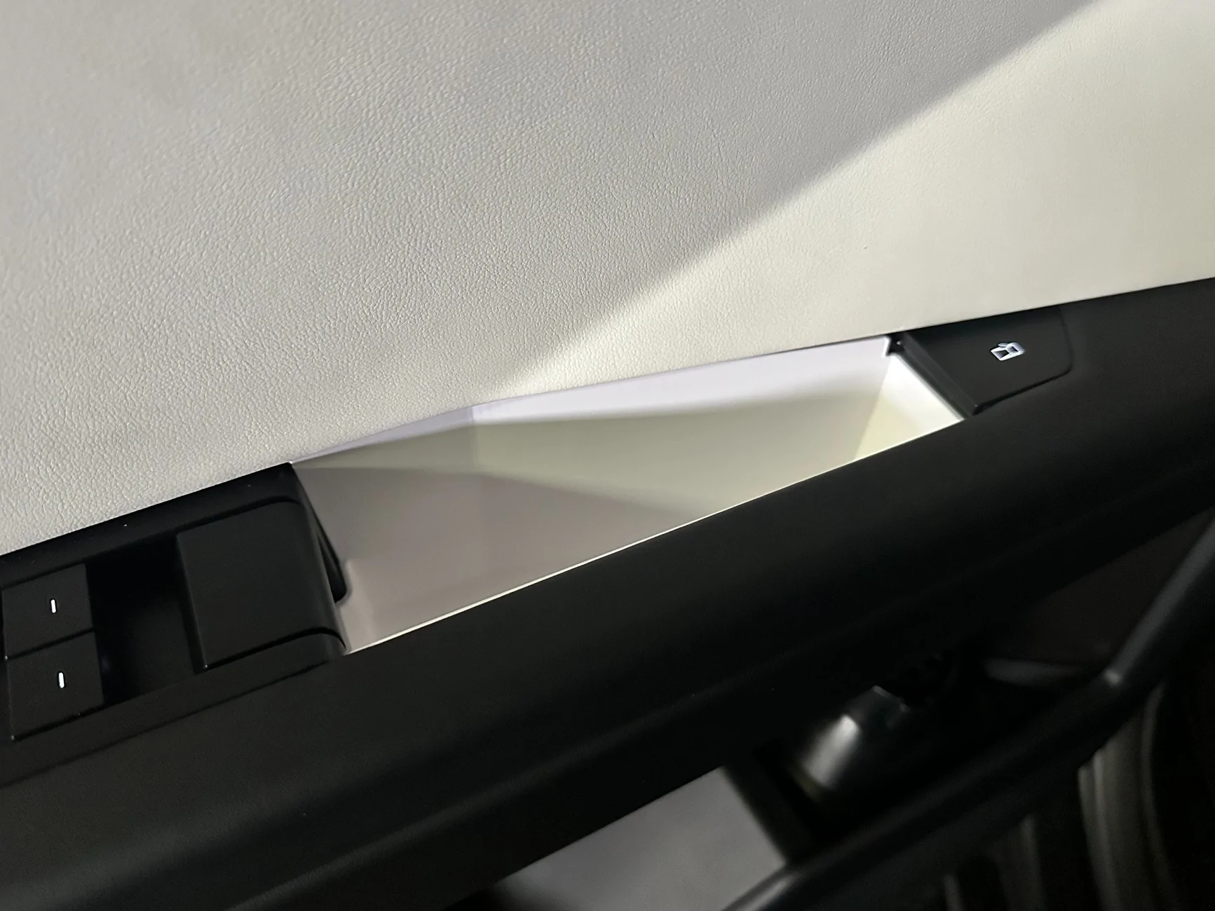 Tesla Cybertruck Rear Door Handle Pockets (3D Print Download) IMG_6357