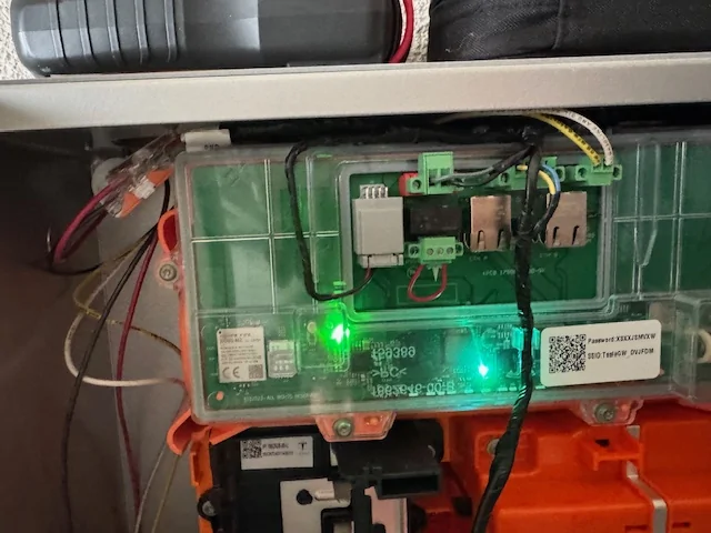 Tesla Cybertruck Cybertruck Gateway Universal Charger Powershare Issue Untitled