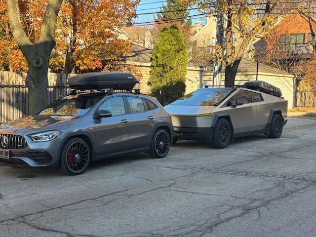 Tesla Cybertruck Would you have liked a spare tire as standard equipment or as a optional buy? IMG_2400