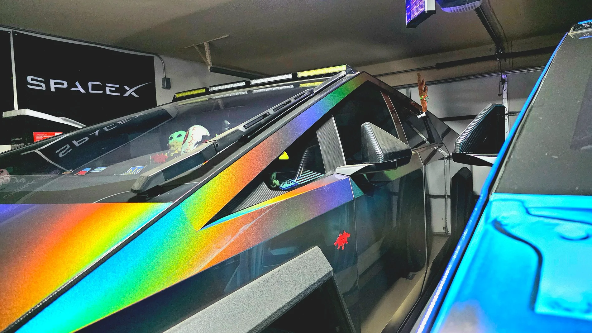 Tesla Cybertruck 2025 Holiday Software Update now live (and installing on Cybertrucks)! 20251214_193130