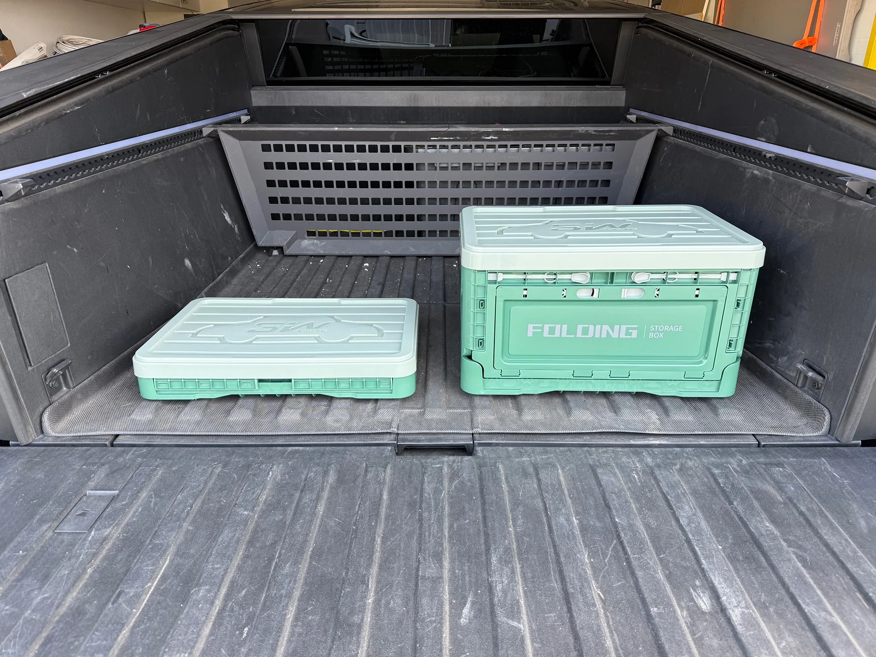Tesla Cybertruck New Storage Option from 3Wliners - 50.5L Folding Storage Box IMG_3308