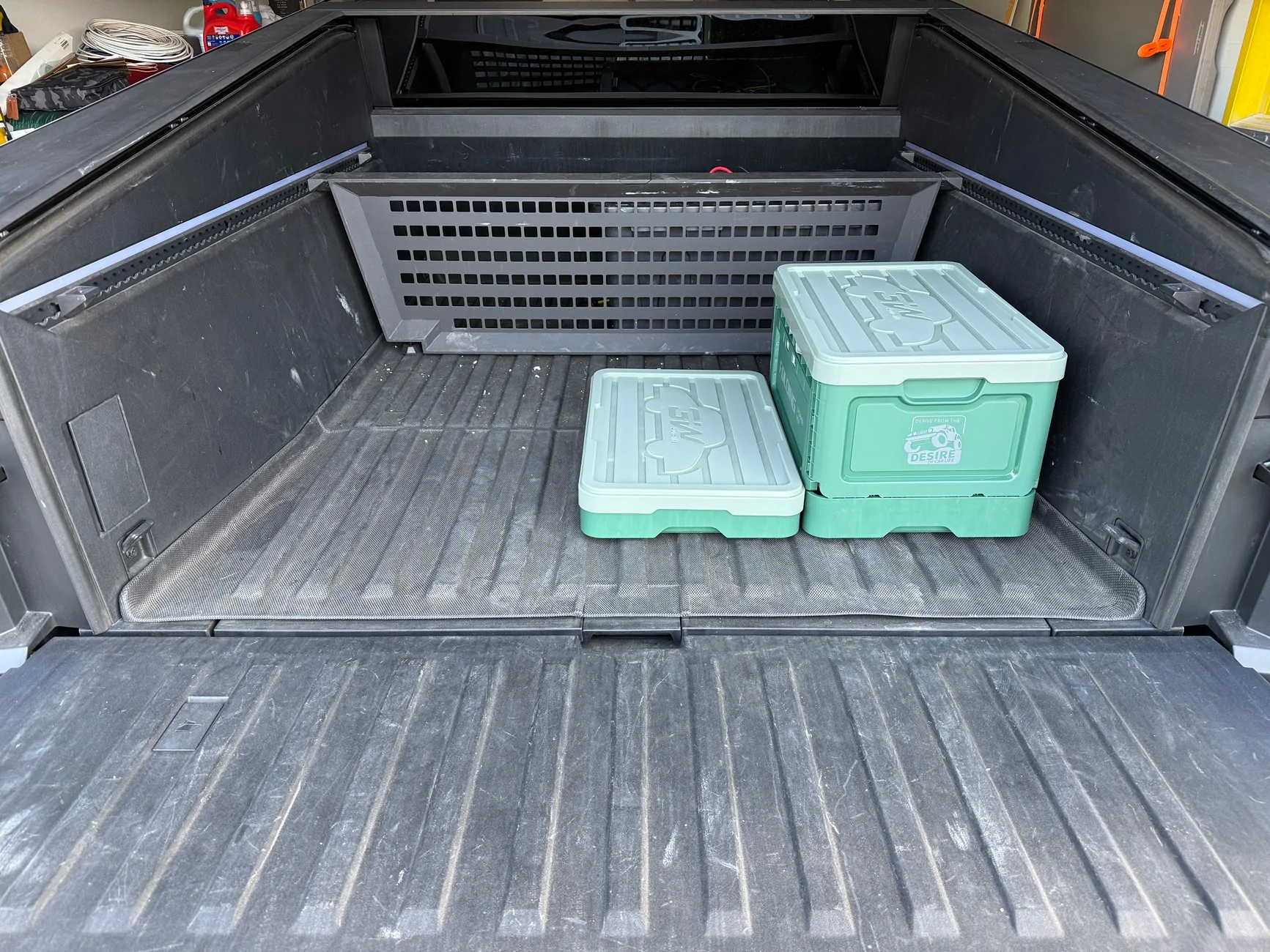 Tesla Cybertruck New Storage Option from 3Wliners - 50.5L Folding Storage Box IMG_3310