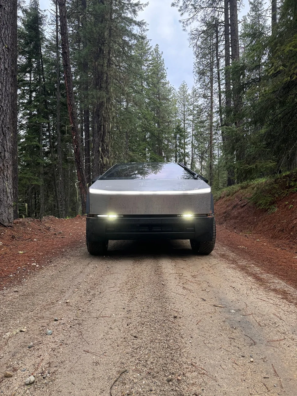 Tesla Cybertruck 🚀 Giveaway – T-Launch Starlink Mini Power Stand (Teslaunch) IMG_5115
