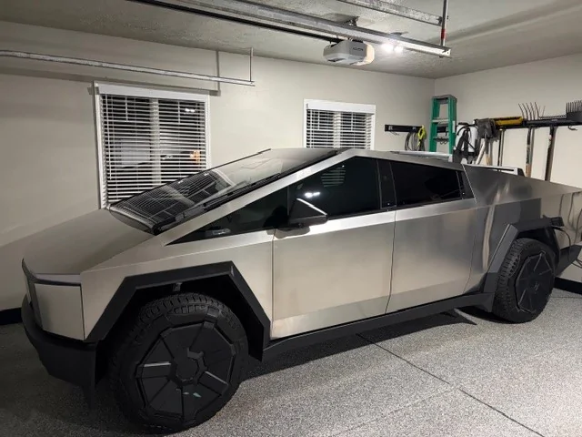 Tesla Cybertruck Prevent wheel abrasion from core wheel covers by using liquid rubber padding or wire harness tape Tape 3