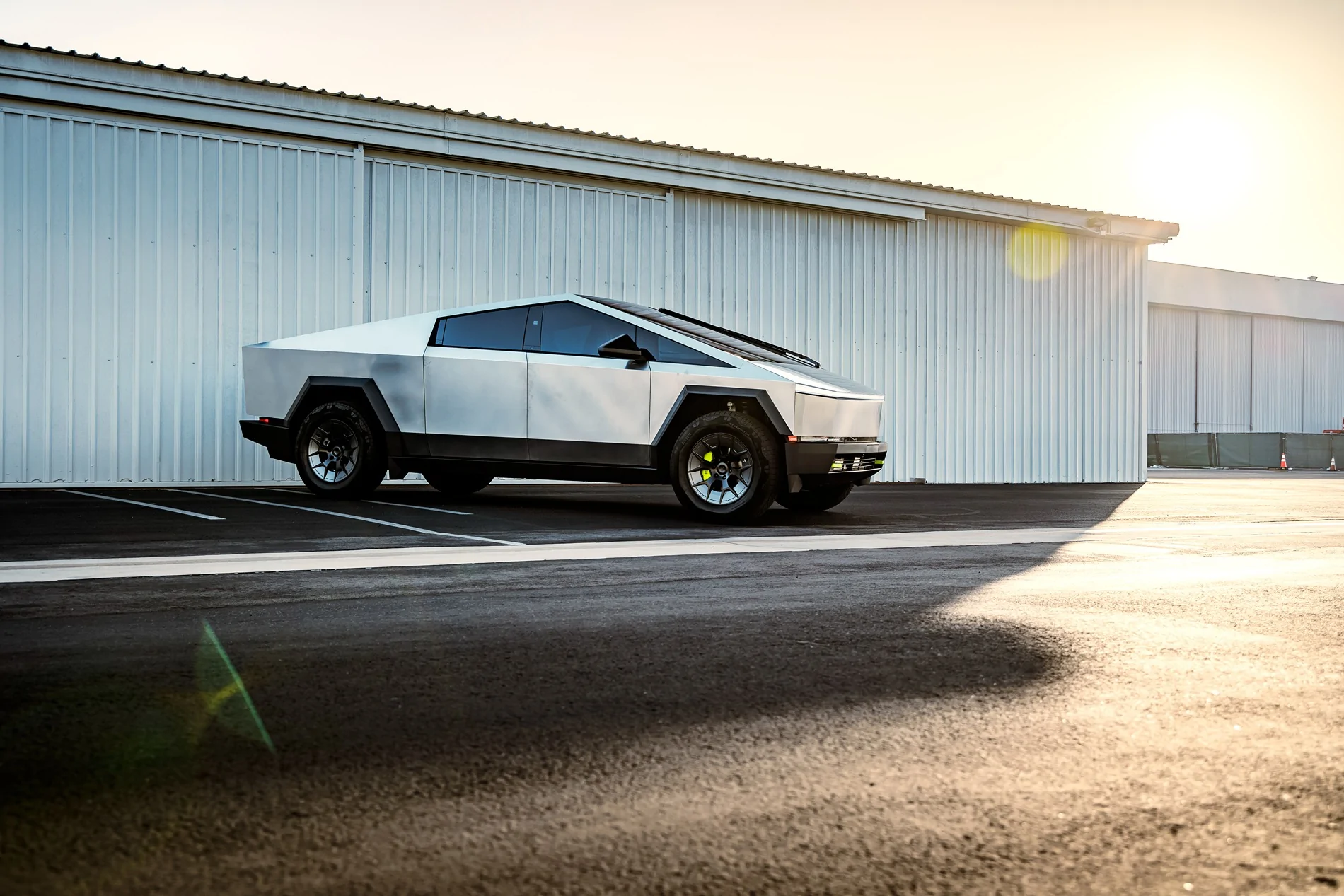 Tesla Cybertruck *** New Product *** Unplugged Performance UP-RW Cyber Road Warrior Wheels Tesla OEM Cybertruck UP Forged UP-RW Cyber Wheels Unplugged Performance 3840px (12)
