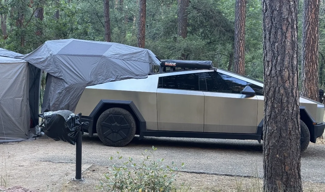 Tesla Cybertruck Once used Cybertent for sale in Arizona! IMG_8701