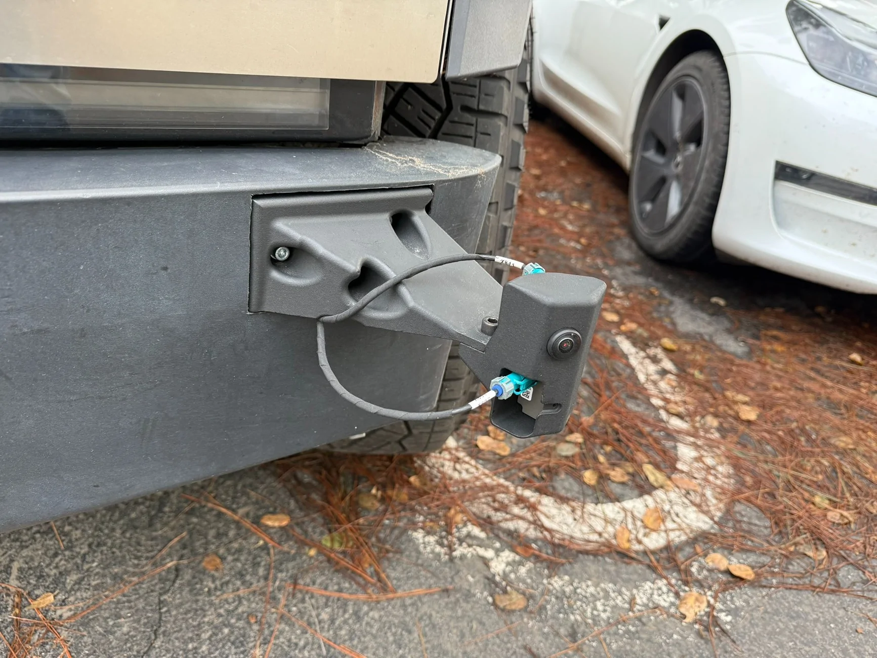 Tesla Cybertruck Cybertruck Robotaxi validation vehicle spotted G9v96E6WAAE2xgo