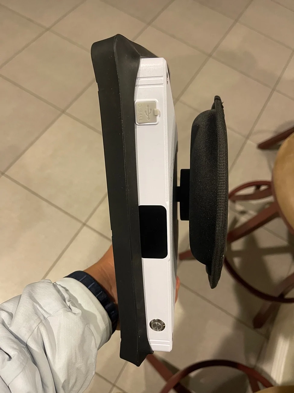 Tesla Cybertruck Convenient Starlink Mini dashboard mount + Video IMG_2523