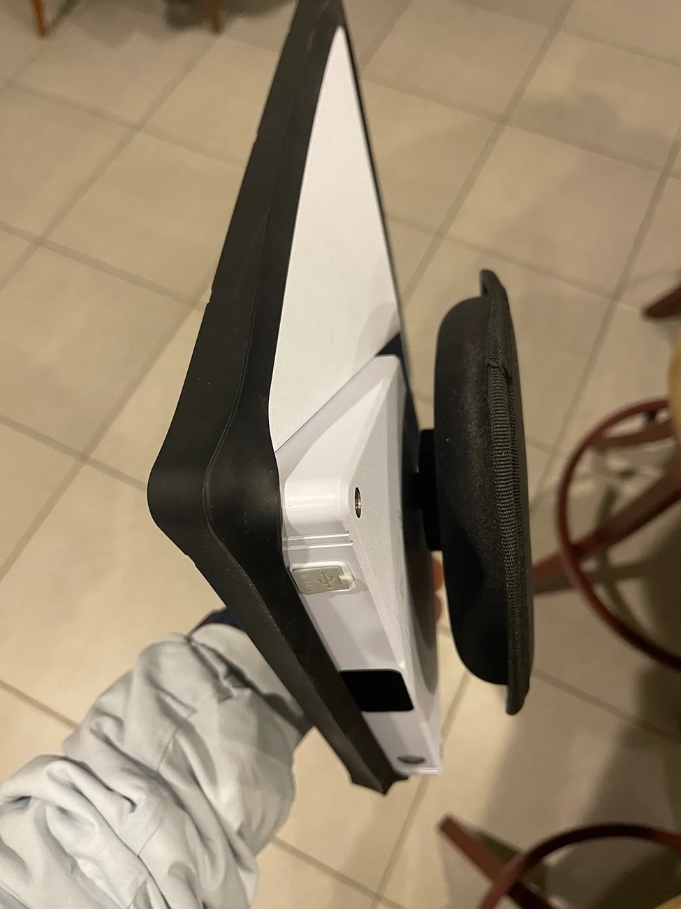 Tesla Cybertruck Convenient Starlink Mini dashboard mount + Video IMG_2522
