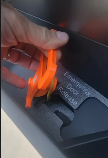 Tesla Cybertruck Rear Emergency Door Release Identifier (3D Print) 1767622686761-u
