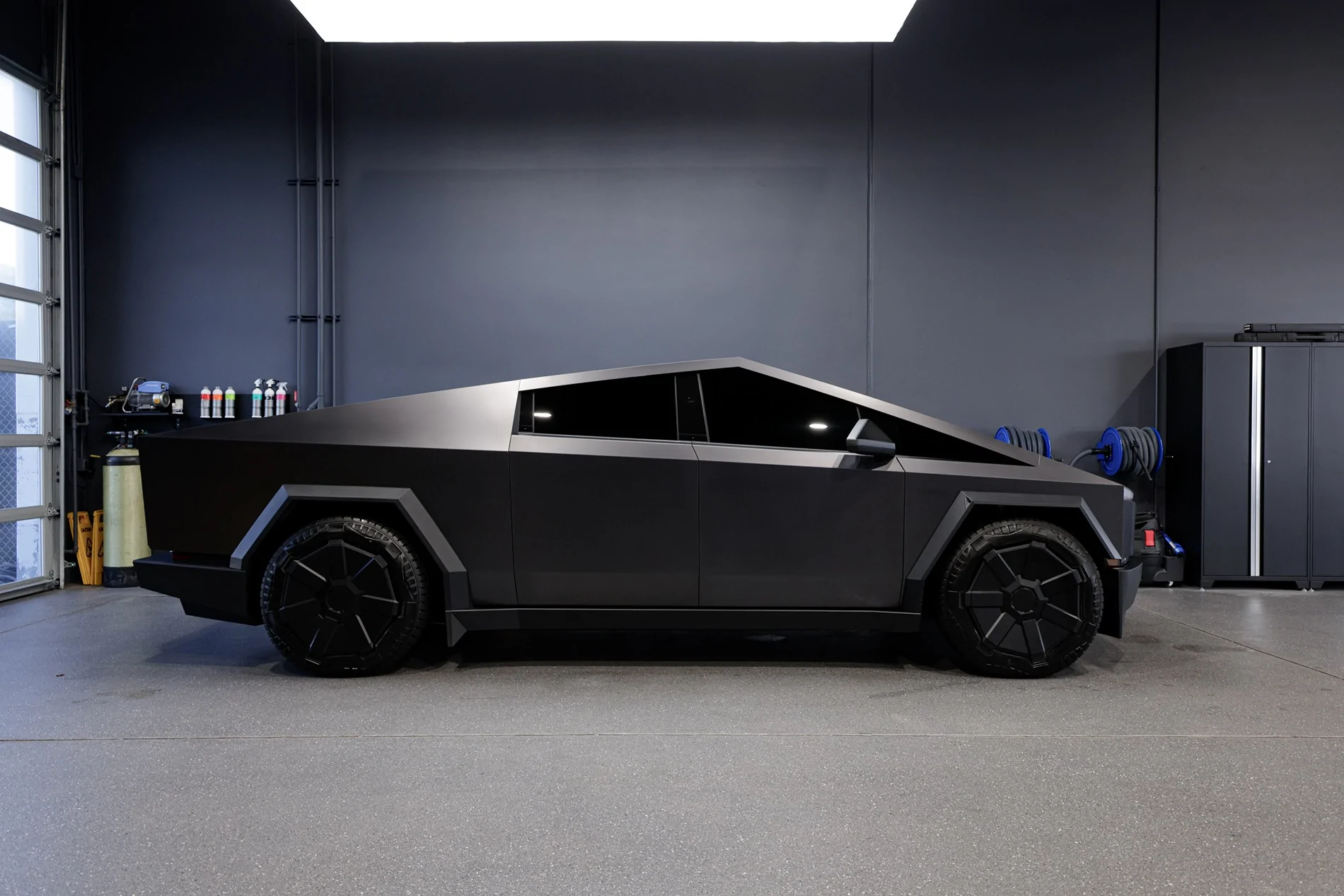 Tesla Cybertruck Tint - 5% versus 15% ? Bulletproof Auto Spa Mike CT-8