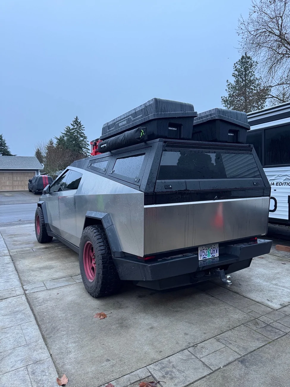 Tesla Cybertruck Urander Bed Cap Ideas & Setups IMG_9638
