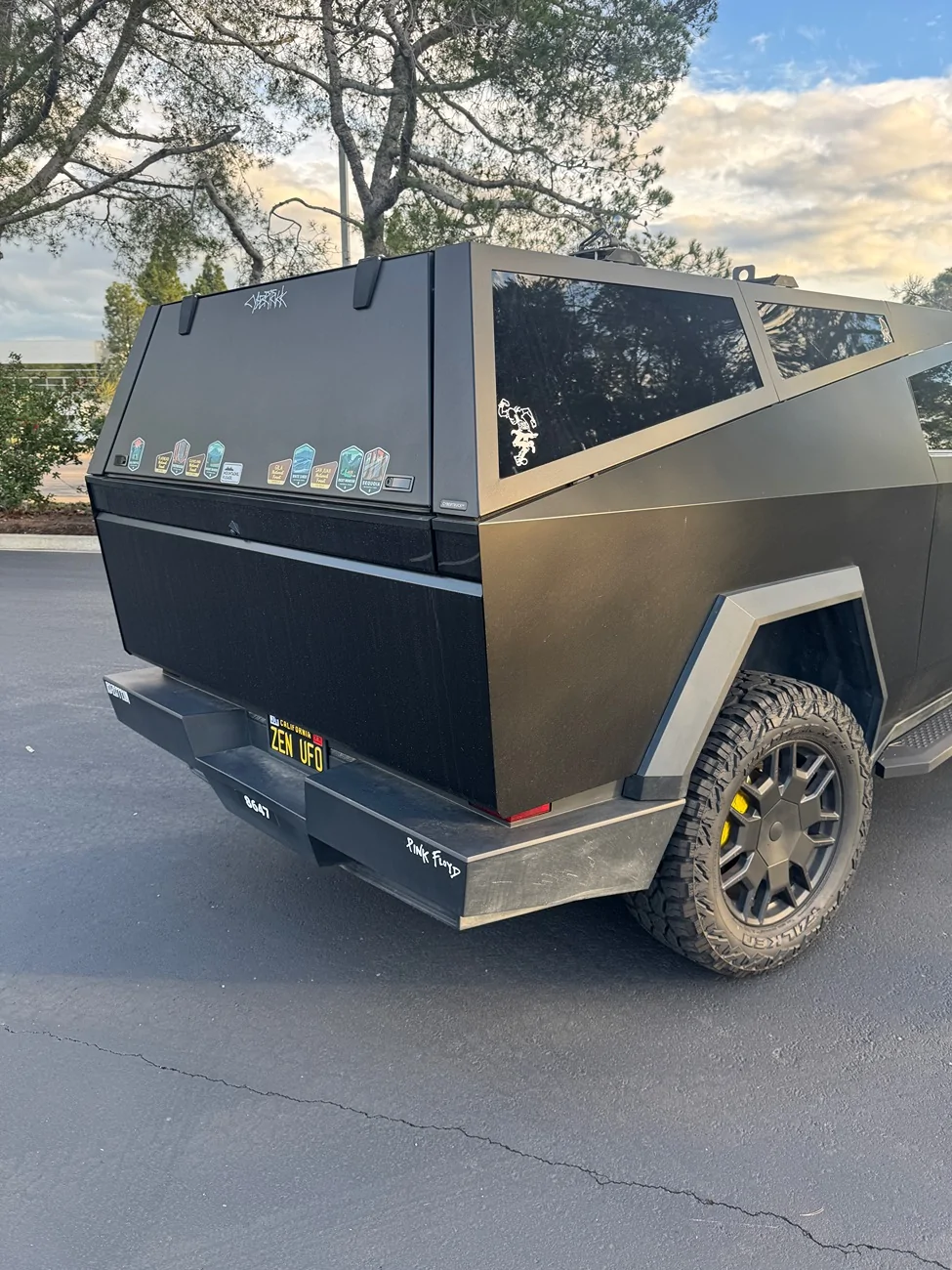 Tesla Cybertruck Matte Black Camping / Off-Roading Spaceship IMG_6990