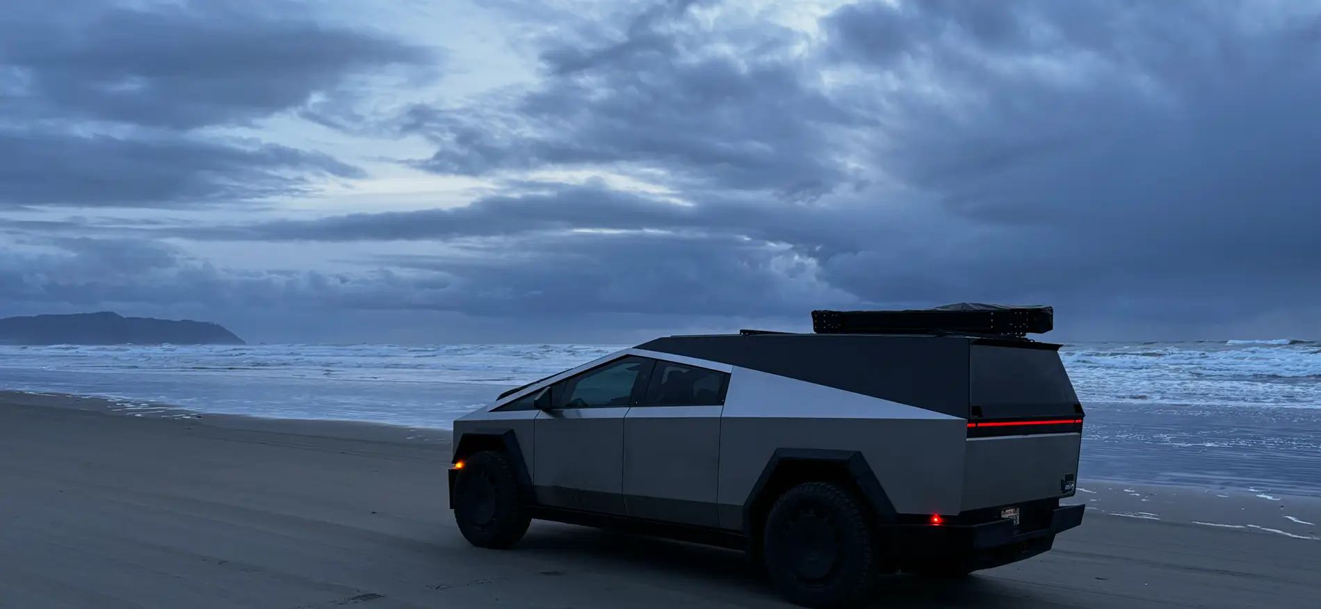 Tesla Cybertruck Matte Black Camping / Off-Roading Spaceship IMG_0912