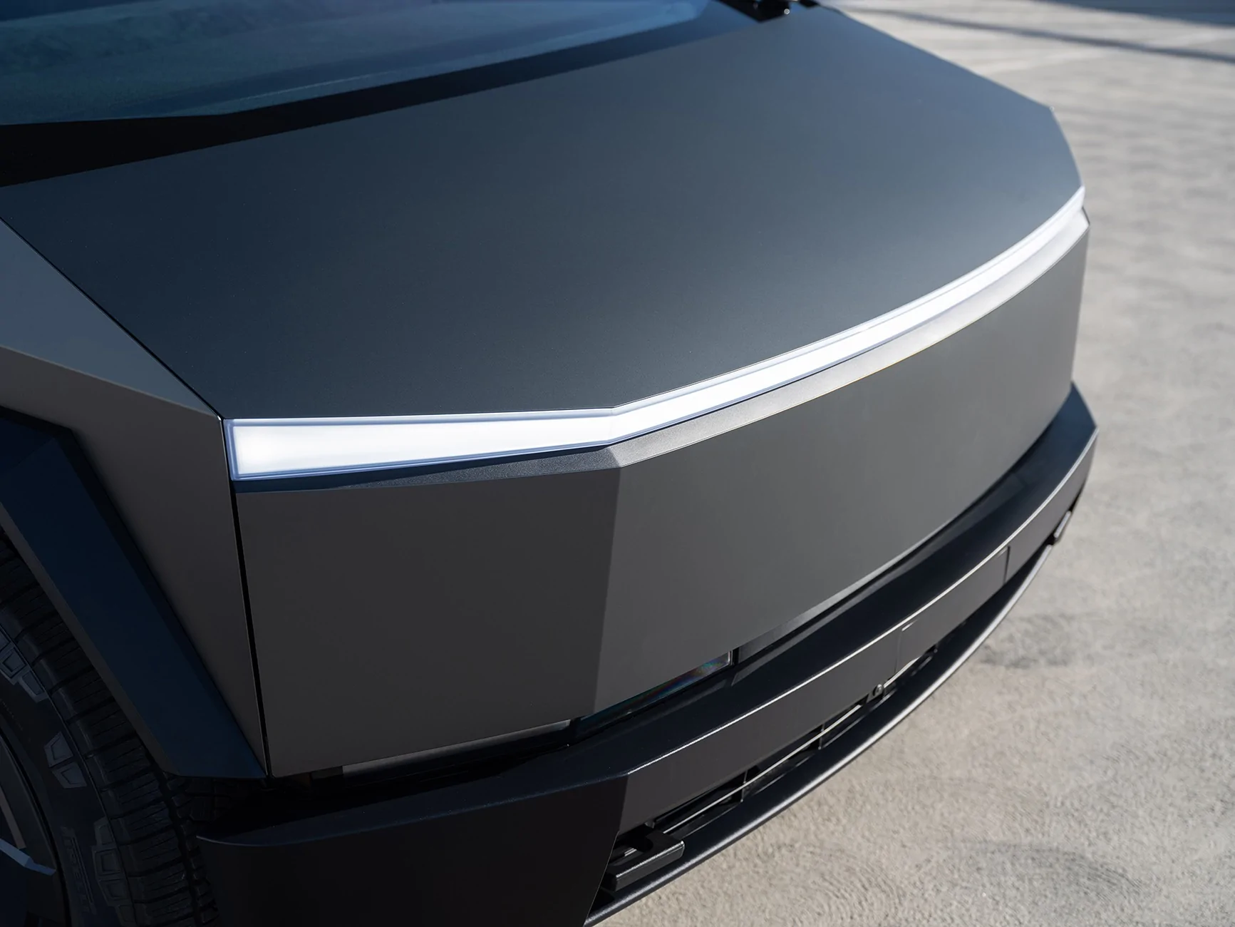 Tesla Cybertruck Installed Inozetek Satin Midnight Moss PPF Wrap kit at T Sportline 3 inozetek-satin-midnight-moss-tesla-cybertruck-24-inch-tc8-gloss-black-wheels-1920-7