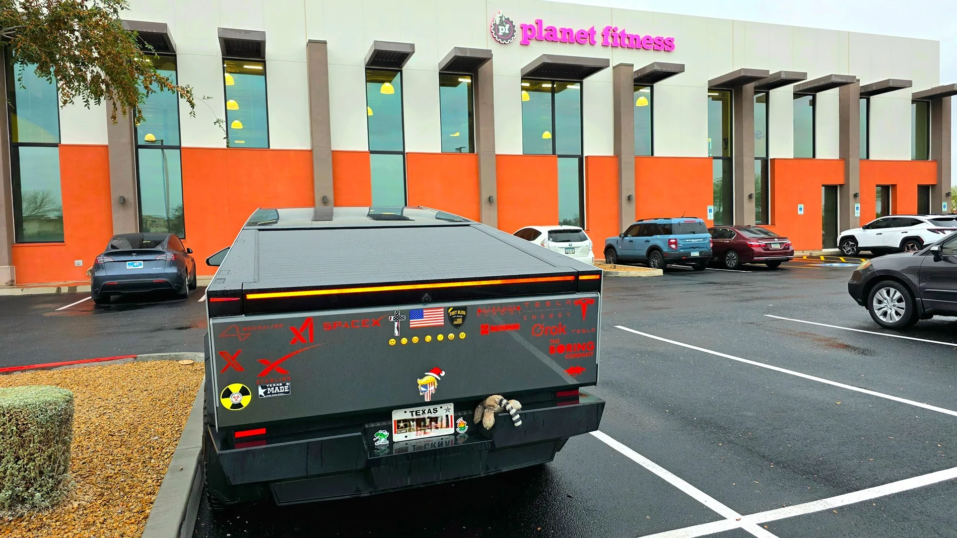 Tesla Cybertruck Daily random Cybertruck photos thread - Post Yours! 📸 🤳 20260107_145159