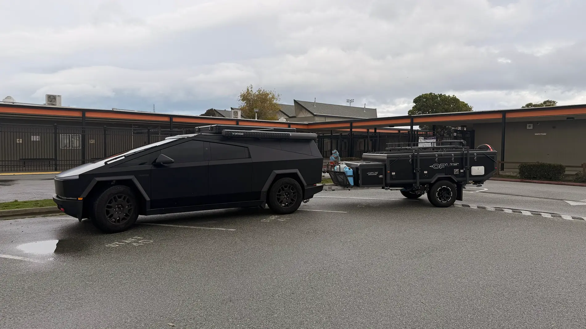 Tesla Cybertruck Flat Rack Setup Surprised Us – Range Loss Was Way Lower Than Expected IMG_2150