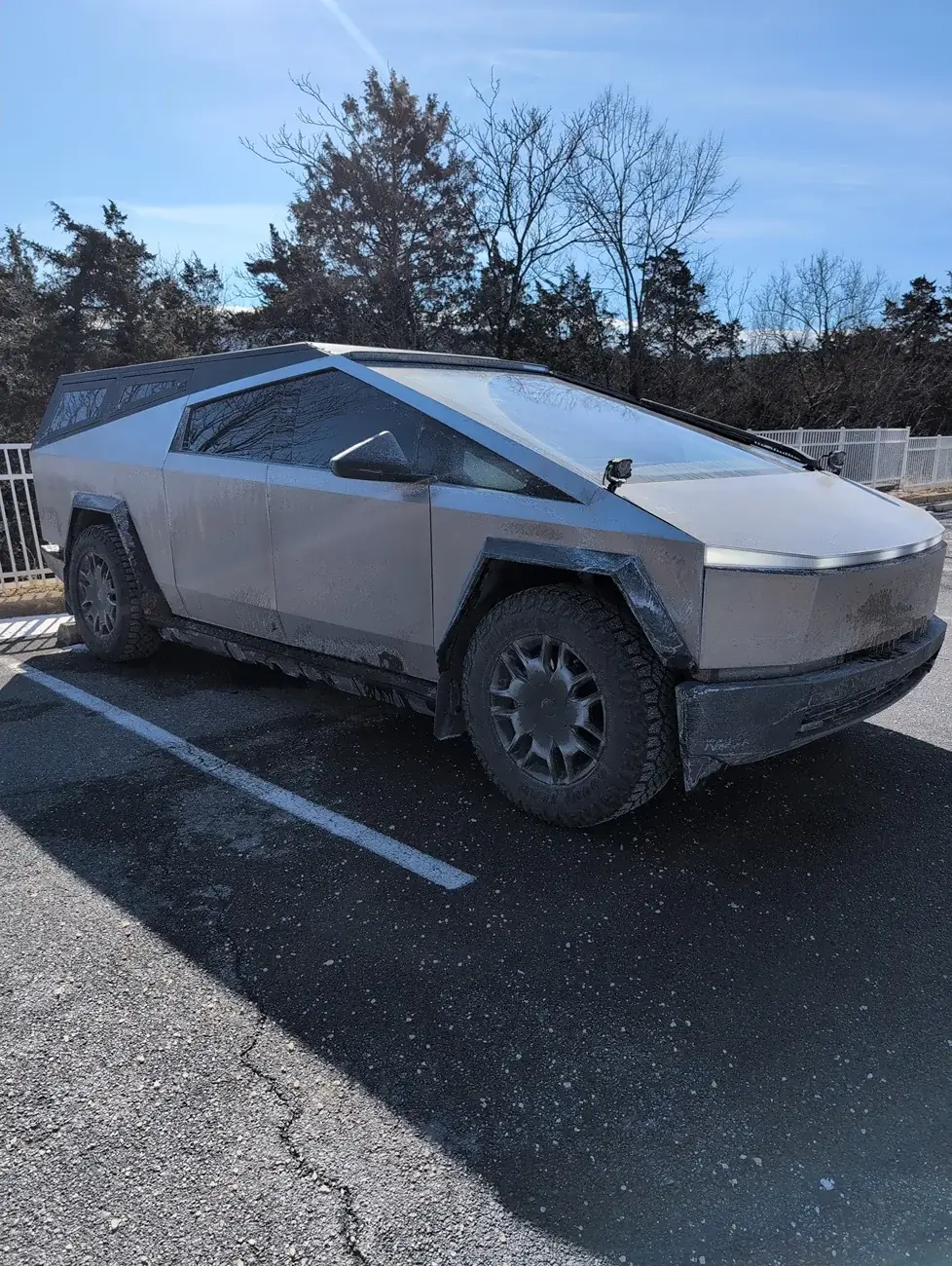 Tesla Cybertruck Urander Bed Cap Ideas & Setups IMG_0276