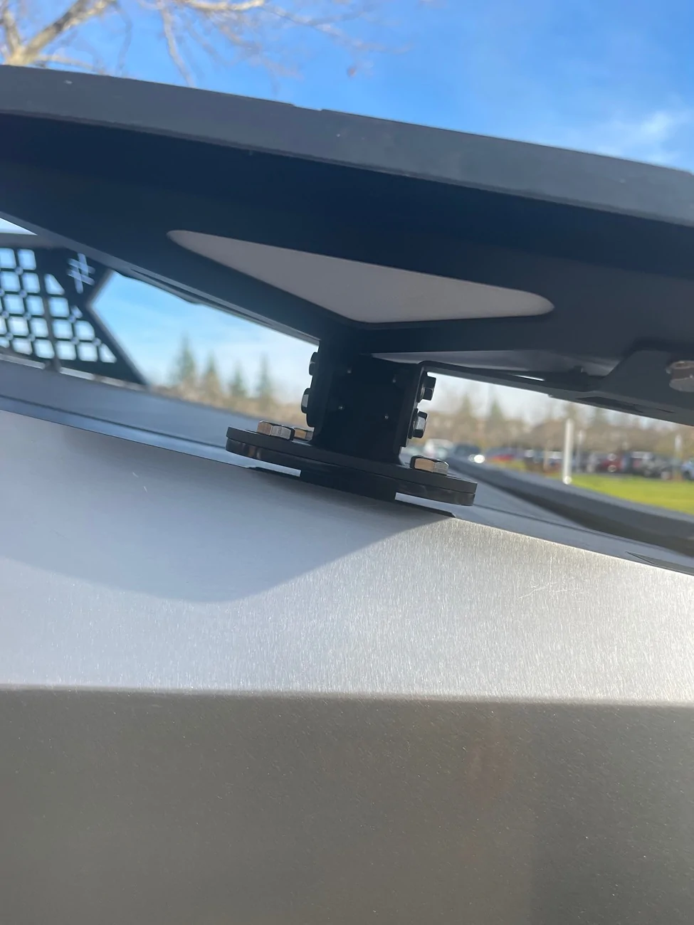 Tesla Cybertruck Starlink: The Ultimate Mount Solution! IMG_2690