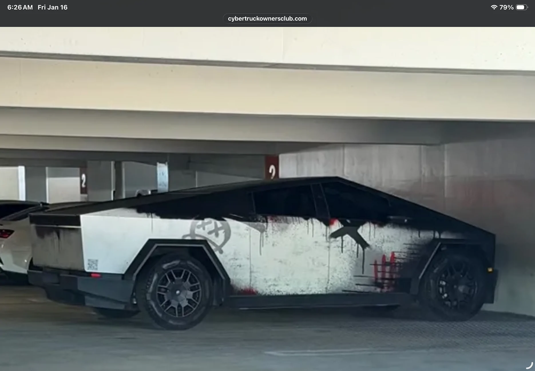 Tesla Cybertruck Cool graffiti style wrap IMG_2647