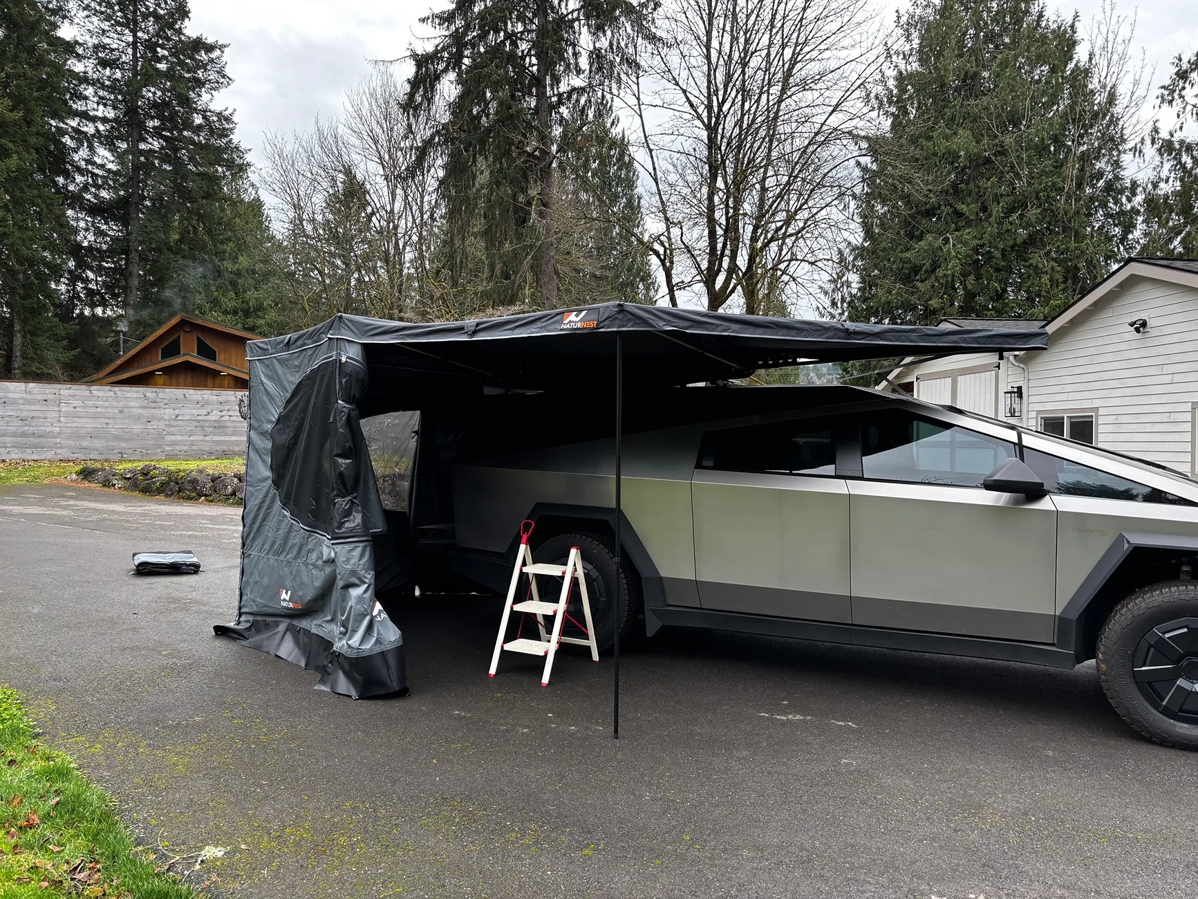 Tesla Cybertruck Spacecampers Cap Deliveries??? IMG_1043