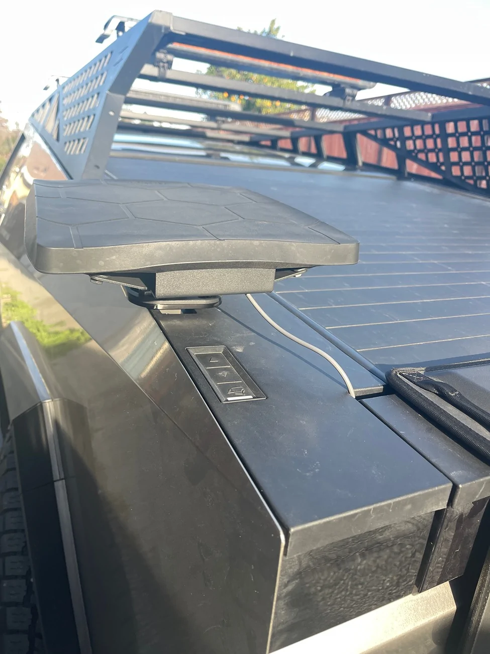 Tesla Cybertruck Starlink: The Ultimate Mount Solution! IMG_2746