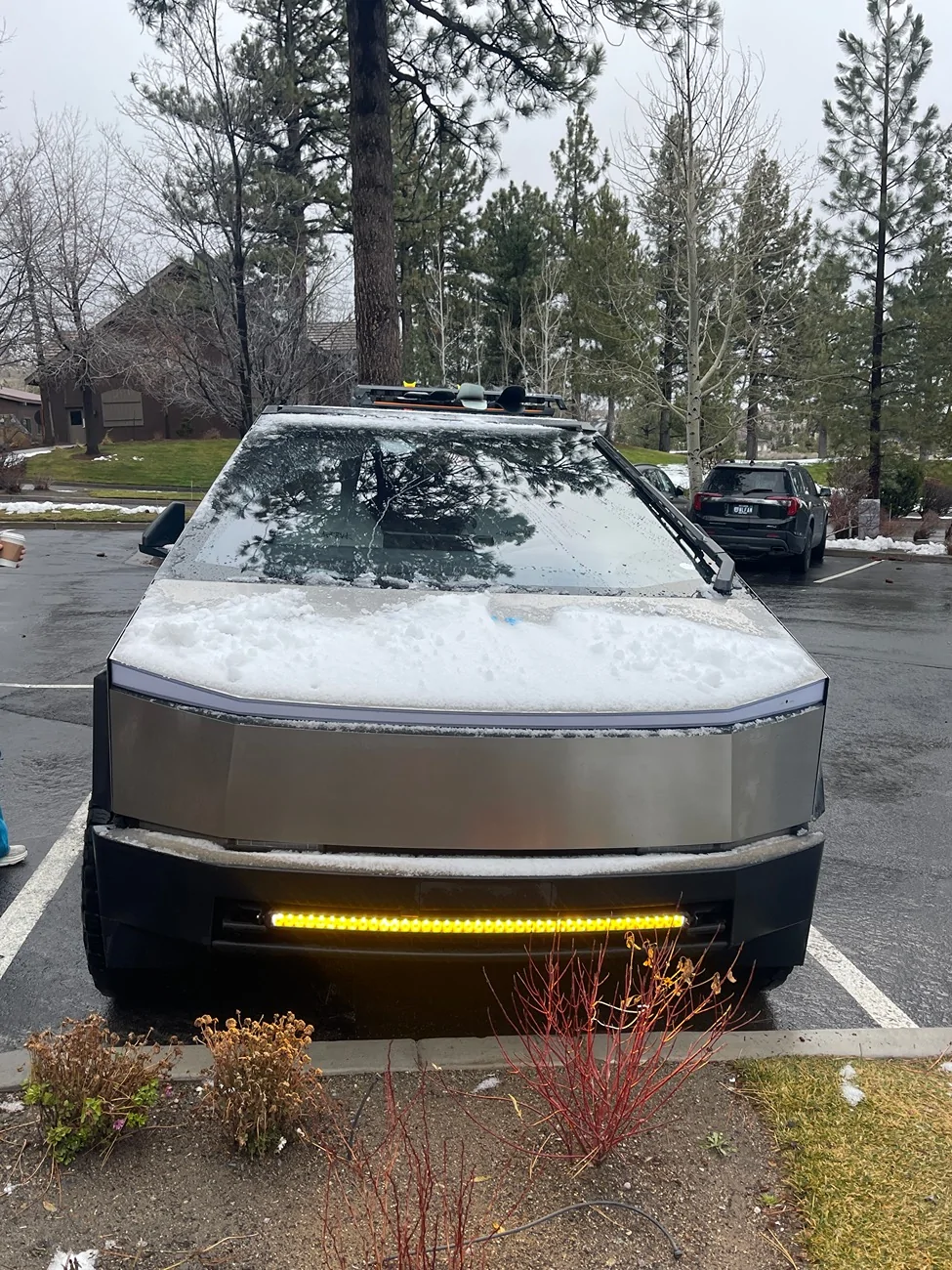 Tesla Cybertruck Snow blocking headlights IMG_2511