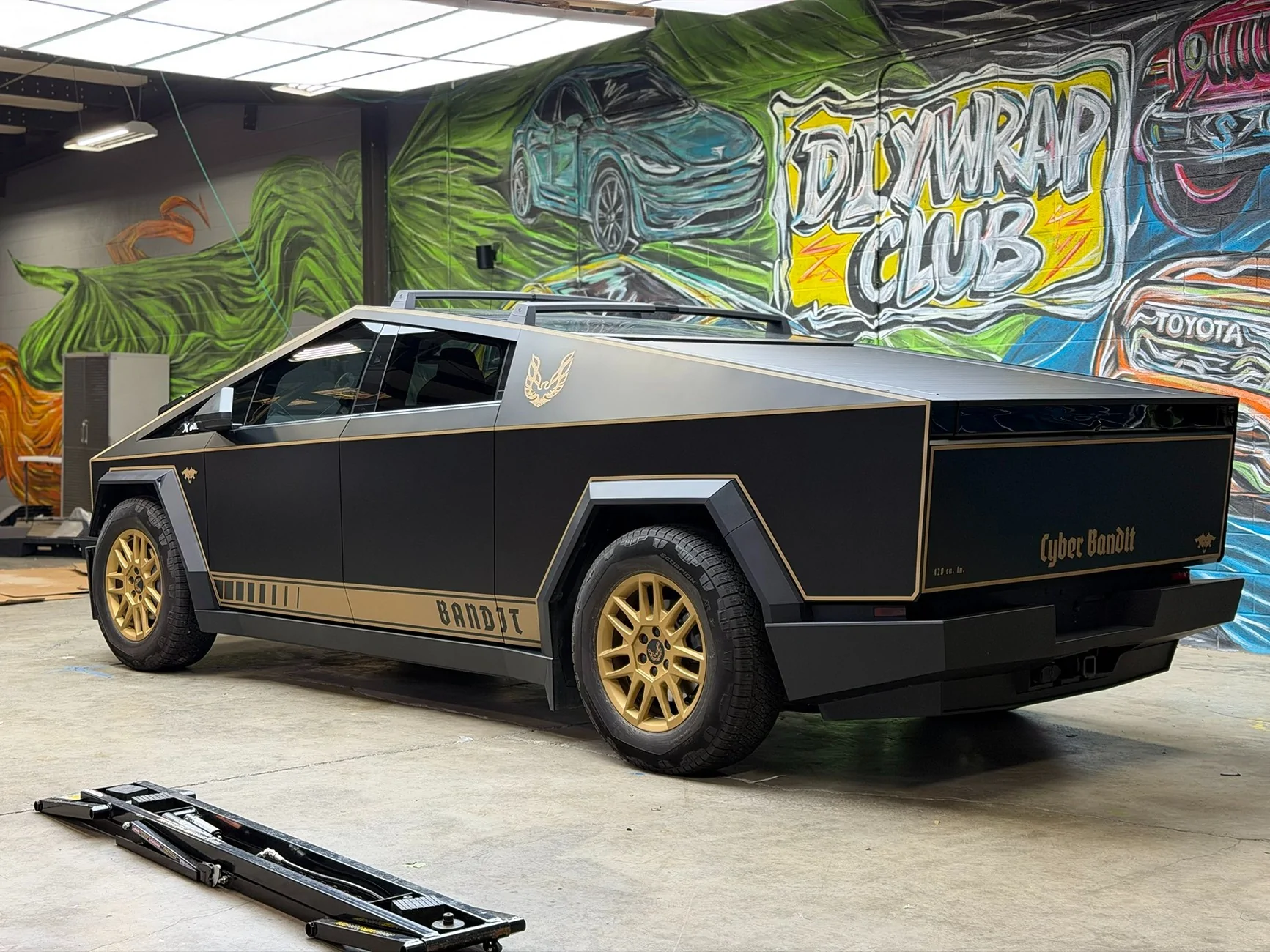 Cyber Bandit: The ultimate Cybertruck + Trans Am Wrap | Tesla ...
