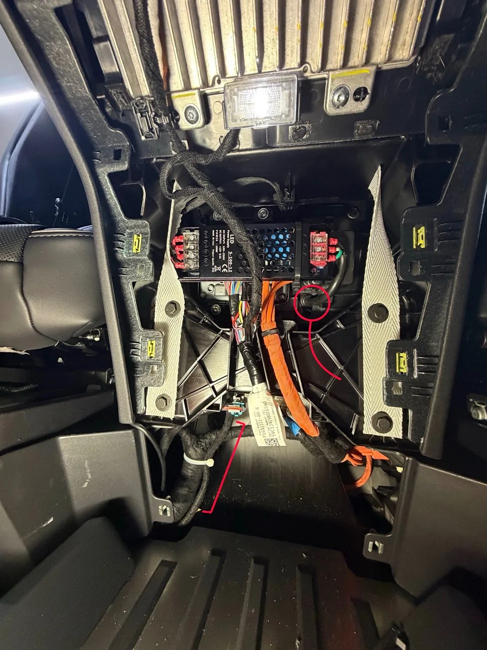 Tesla Cybertruck Powering Accessories Struggles - Don't let this happen to you! DSd_vlYvRee27ndGEb1b7g
